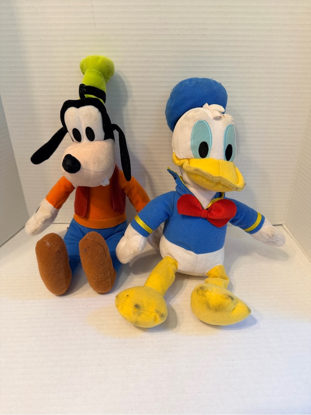 Goofy and Donald Duck Plush Set
